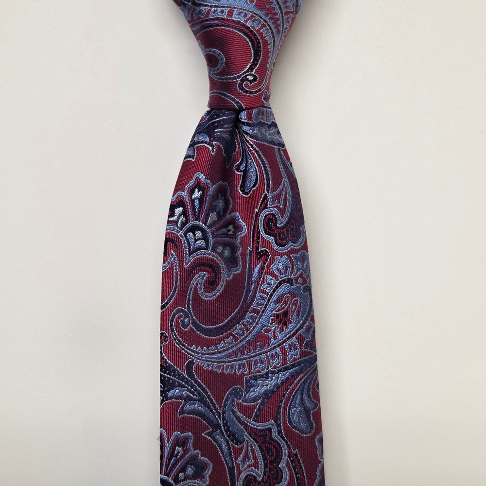 Jos A Bank Reserve Mens Necktie Burgundy Navy Paisley 100% Silk Jacquard